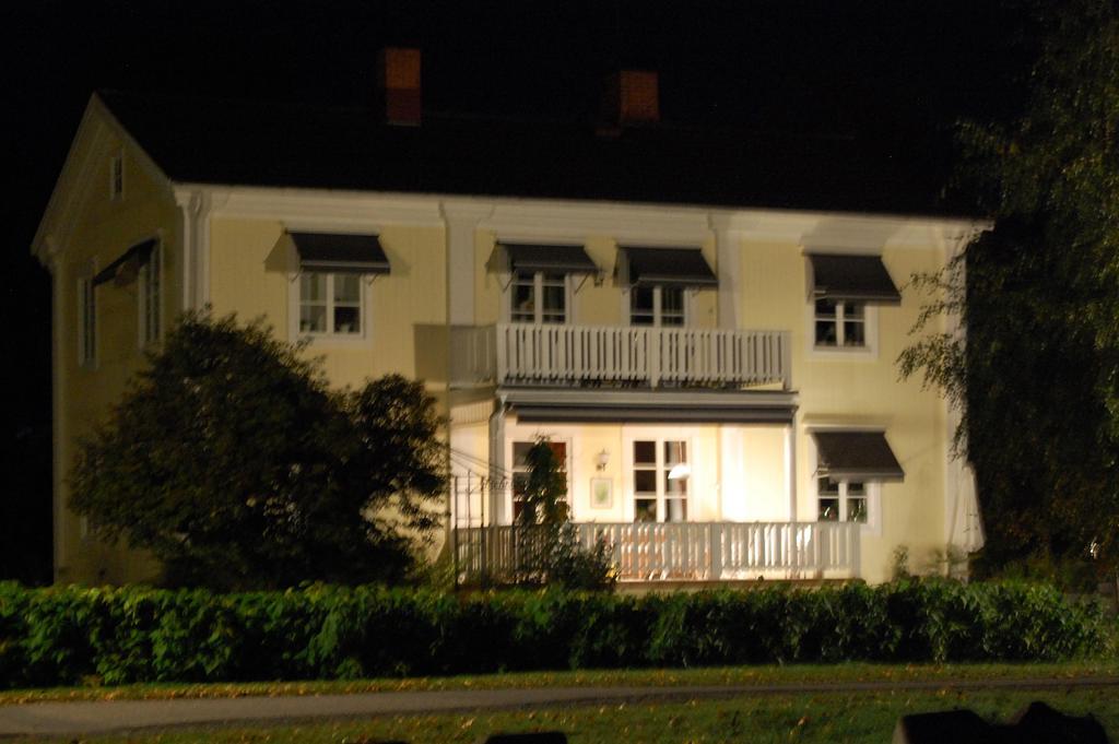 Brunnsgarden Bed & Breakfast Skelleftea Ngoại thất bức ảnh